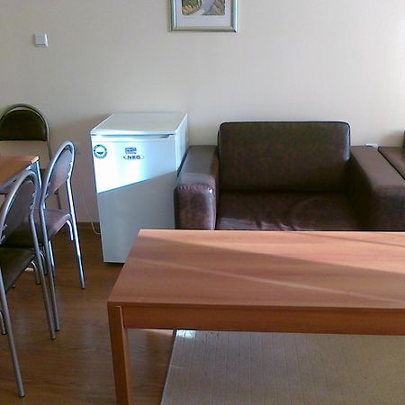 Sb Rentals Apartments In Royal Dreams Complex Pantai Sunny Bagian luar foto
