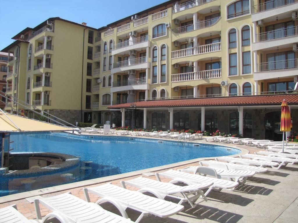 Sb Rentals Apartments In Royal Dreams Complex Pantai Sunny Bagian luar foto